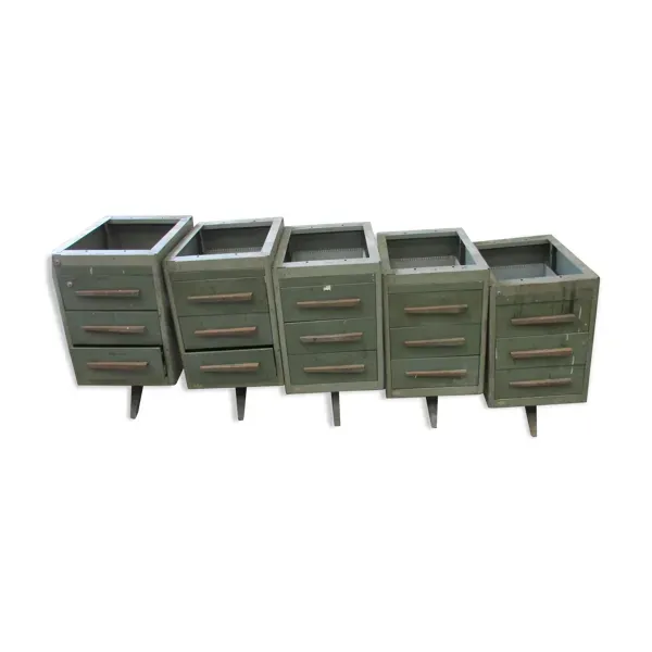 Lot de 5 casiers métalliques