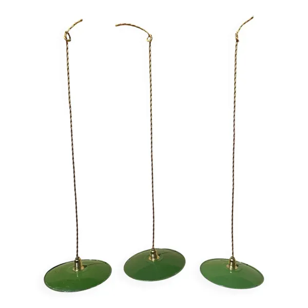 Trio suspension abat jour vintage tôle émaillée verte et blanche