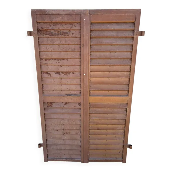 Volets tôle à persiennes