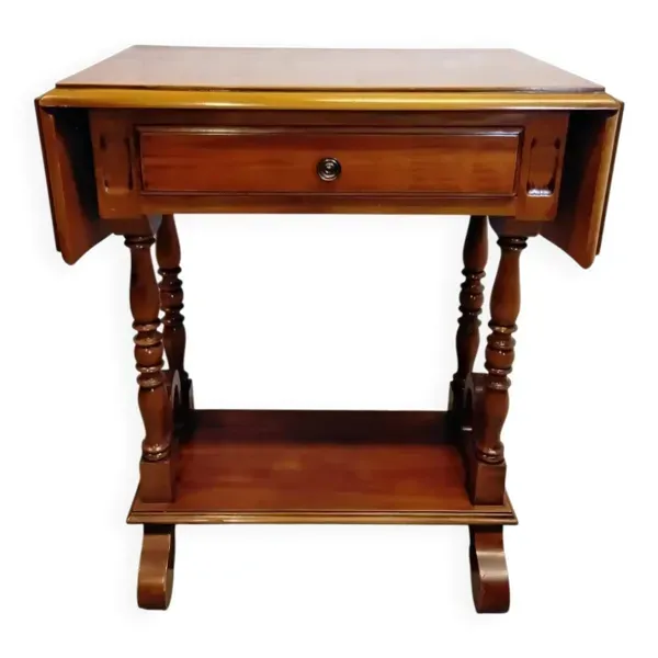 Petite table à rabats en bois