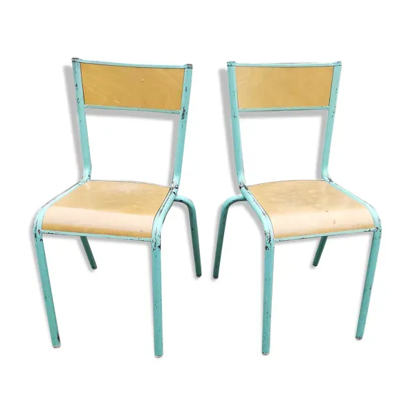 Lot de deux chaises d'école
