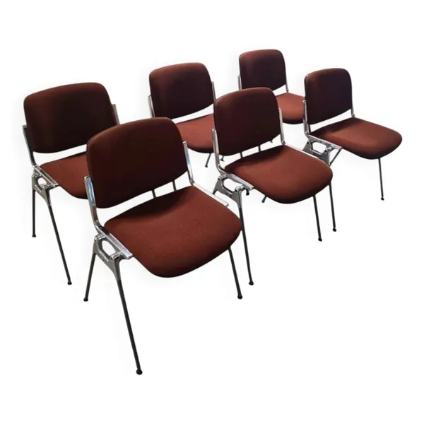 Chaises DSC 106 par Giancarlo Piretti pour Castelli – Circa 1970