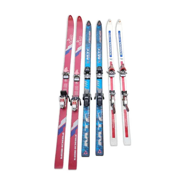 3 paires de skis vintage Rossignol Strato, ST 650 & Fischer