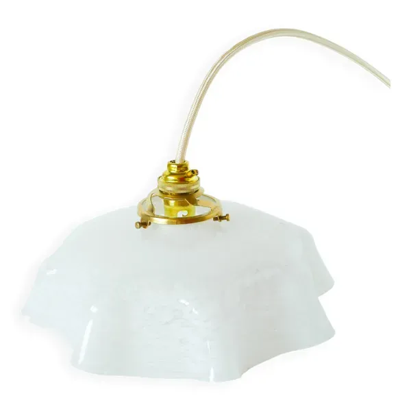 Suspension en verre de Clichy dentelé blanc, 1930