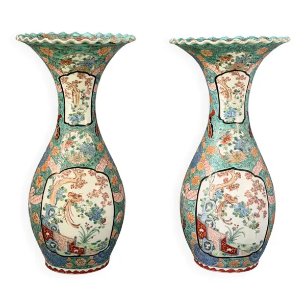 Paire de vases japonais émaillés – Kutani, Japon, fin XIXᵉ-début XXème