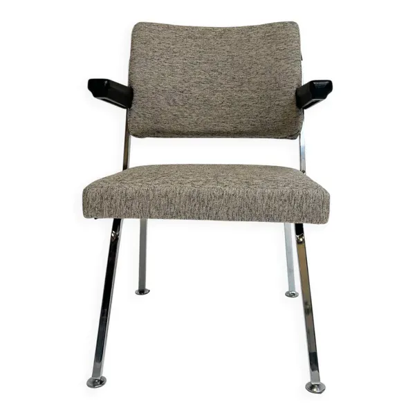 Fauteuil designer en tissu gris attribué à Gispen, années 1960.