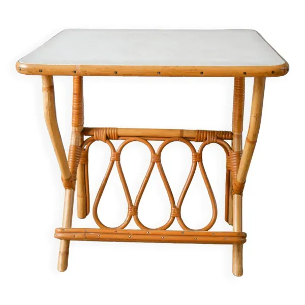 Table d'appoint porte-revues en rotin et bambou 1960