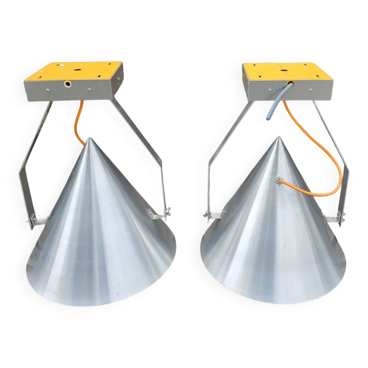 2 plafonniers, appliques de style industriel