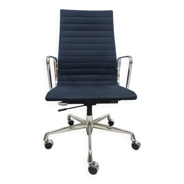 Chaise de bureau vintage en aluminium EA 119 Charles et Ray Eames Vitra