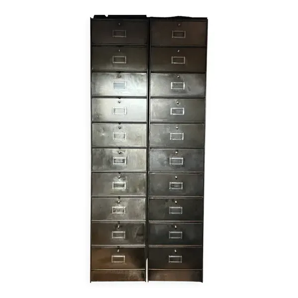 Meubles à clapets métalliques année 1950