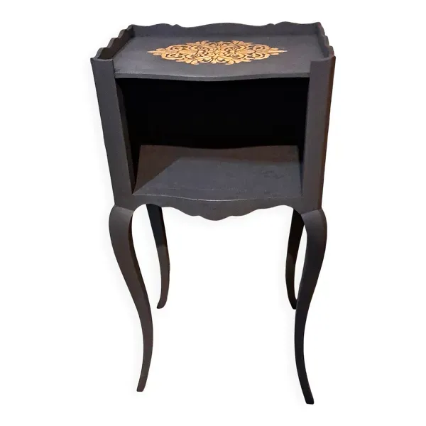 Table de chevet 1930 bois repeint coloris noir rosace dorée