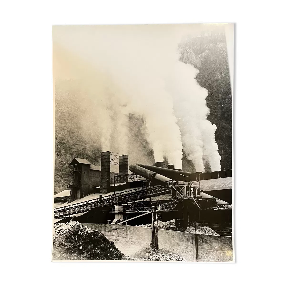 Photographie tirage argentique noir et blanc circa 1970 architecture