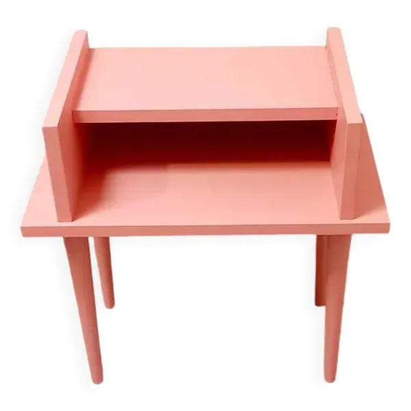 Chevet ancien aux pieds compas