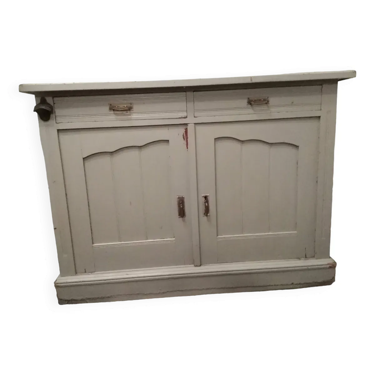 Buffet peint en gris