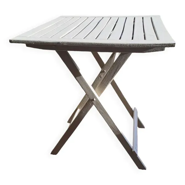 Table jardin pliante en bois peinte en beige grisé carrée