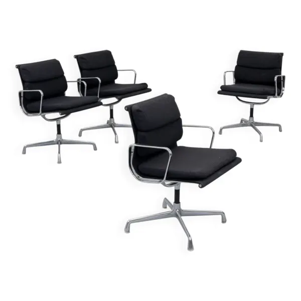 Chaise Eames EA208 Soft Pad Herman Miller années 1970