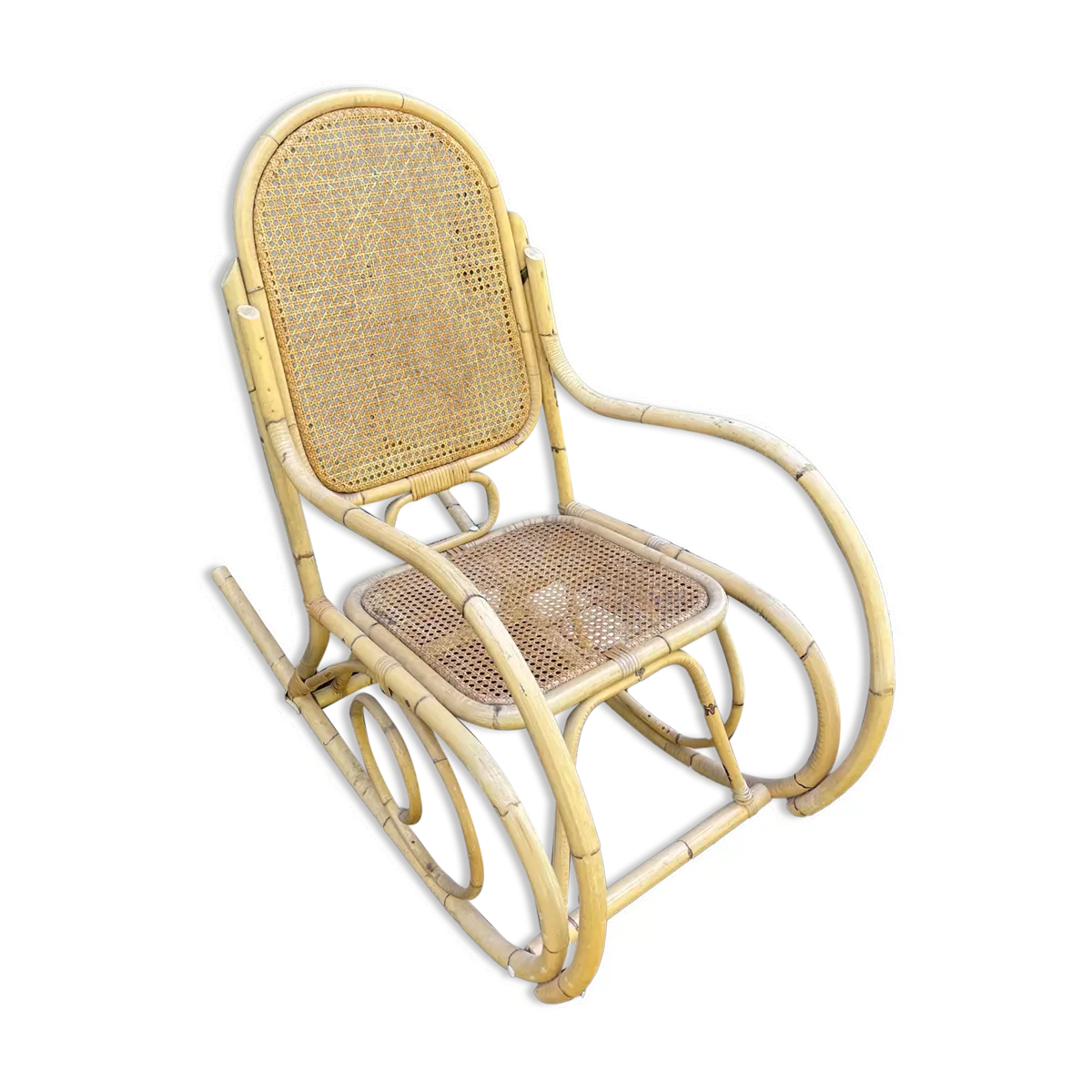 Rocking chair en cannage et rotin
