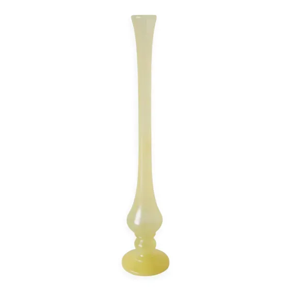 Grand vase soliflore en opaline, jaune pastel, 1970
