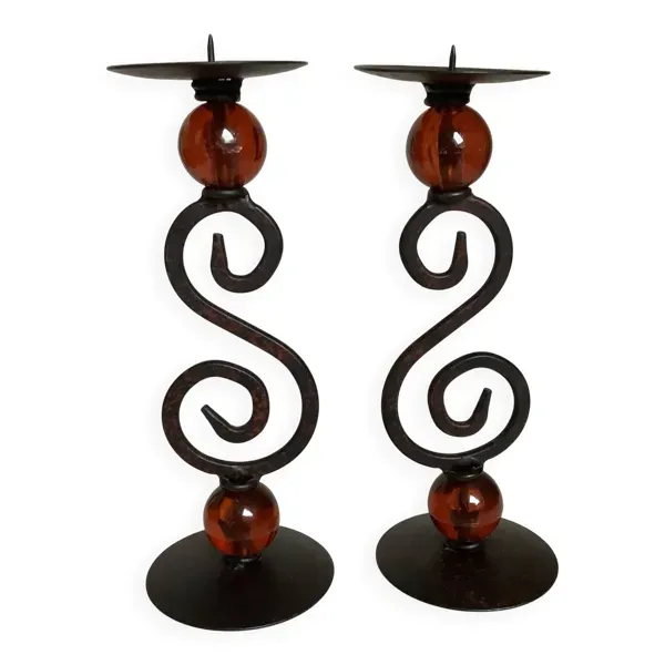 Paire de bougeoirs spirales et perles