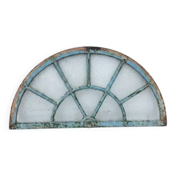 Imposte ancienne en fer forgé plein riveté du XIXème s.