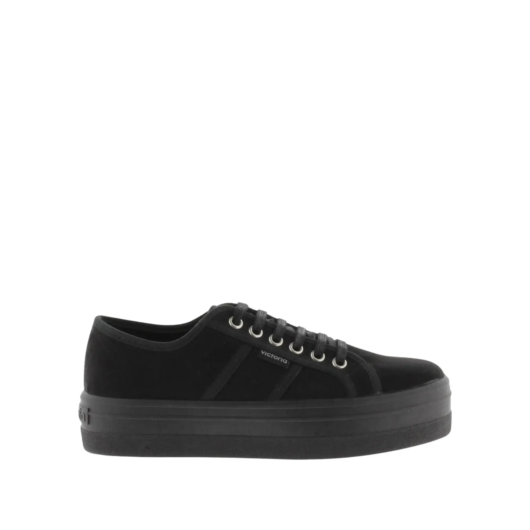 Baskets Victoria barcelona daim