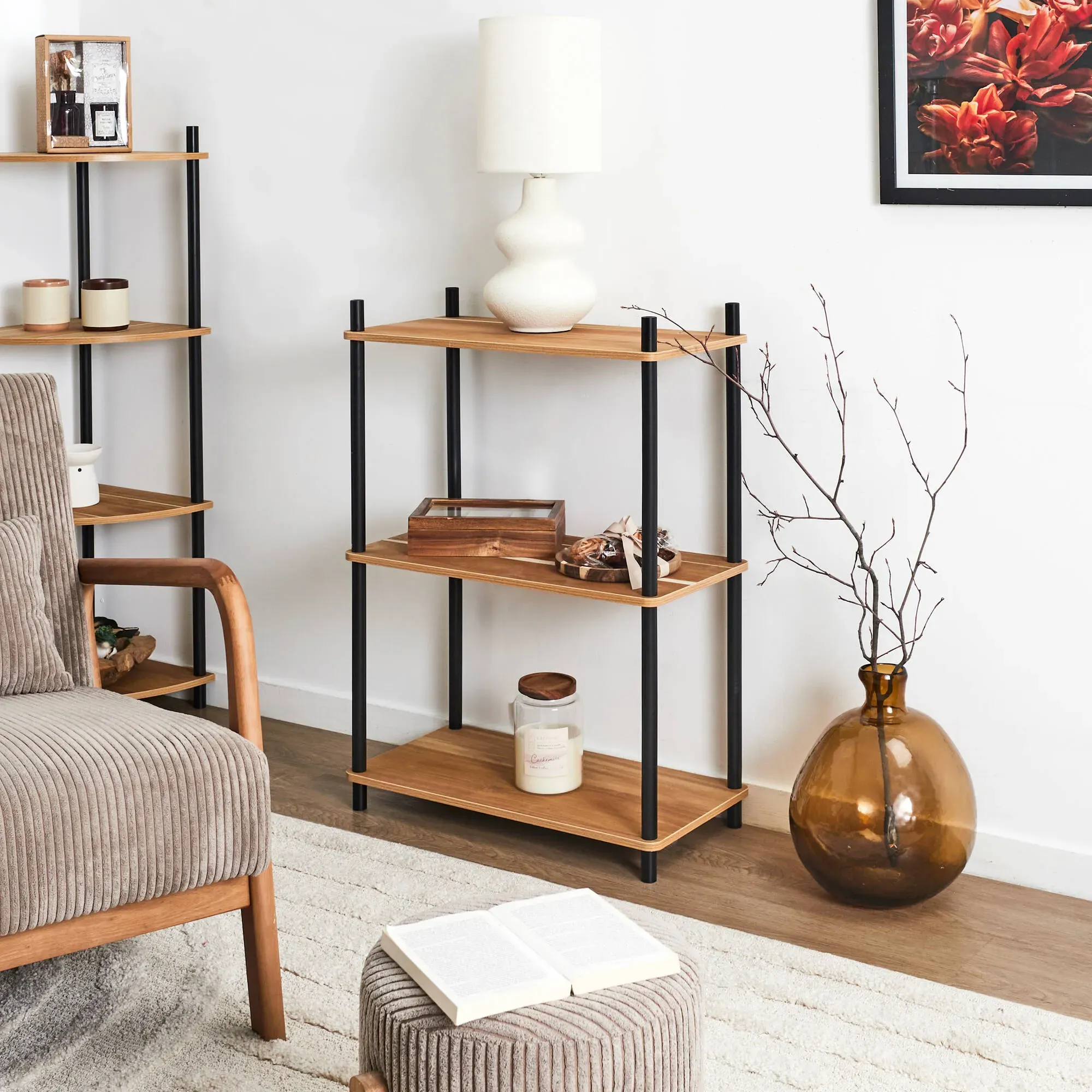 Illustration numéro 2 du produit Etagère 3 Niveaux En Bois - Blancheporte