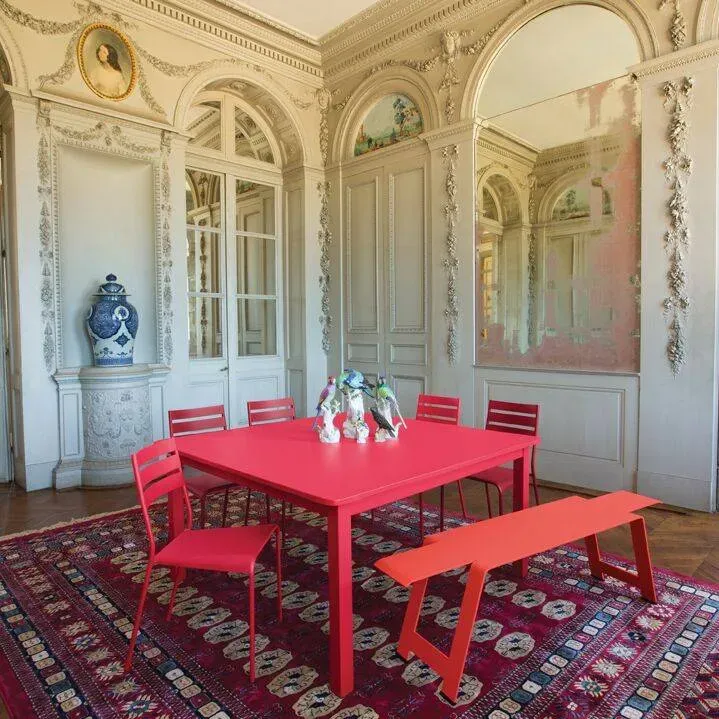 Illustration numéro 2 du produit Table Carrée 143 x 143 cm Craft en Acier