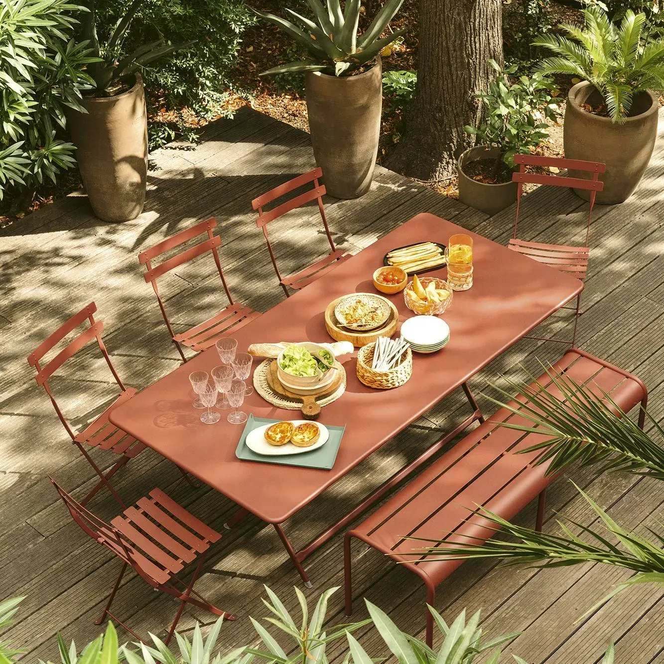 Illustration numéro 2 du produit Table Rectangulaire Pliante 190 x 90 cm Caractère en Acier