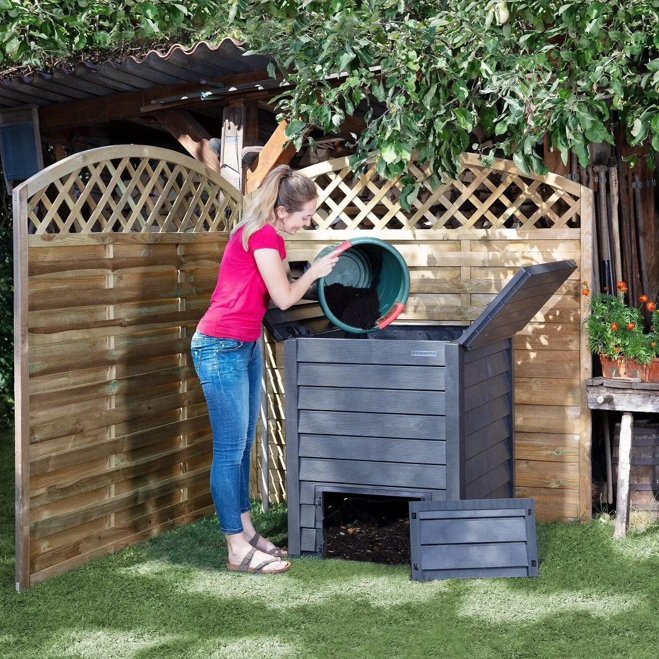 Illustration numéro 2 du produit Composteur 600L imitation bois Thermo Wood