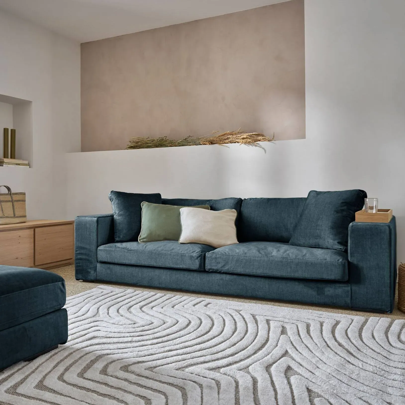 Illustration numéro 2 du produit Pouf velours Maé