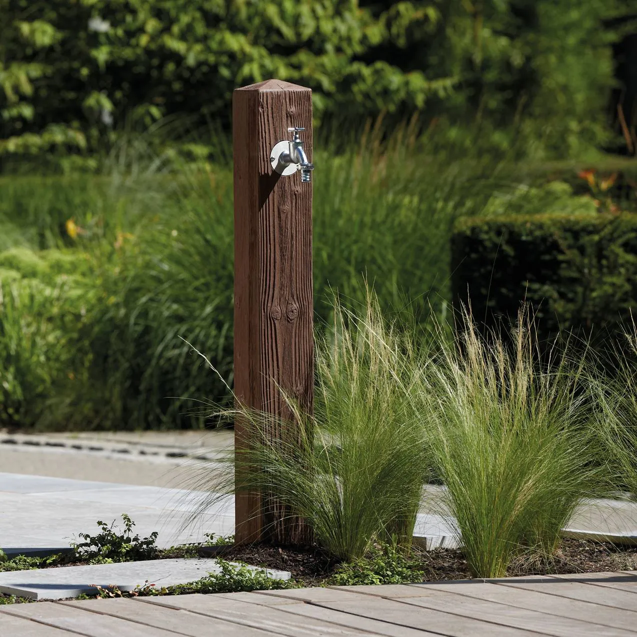 Illustration numéro 2 du produit Fontaine aspect bois, Wood