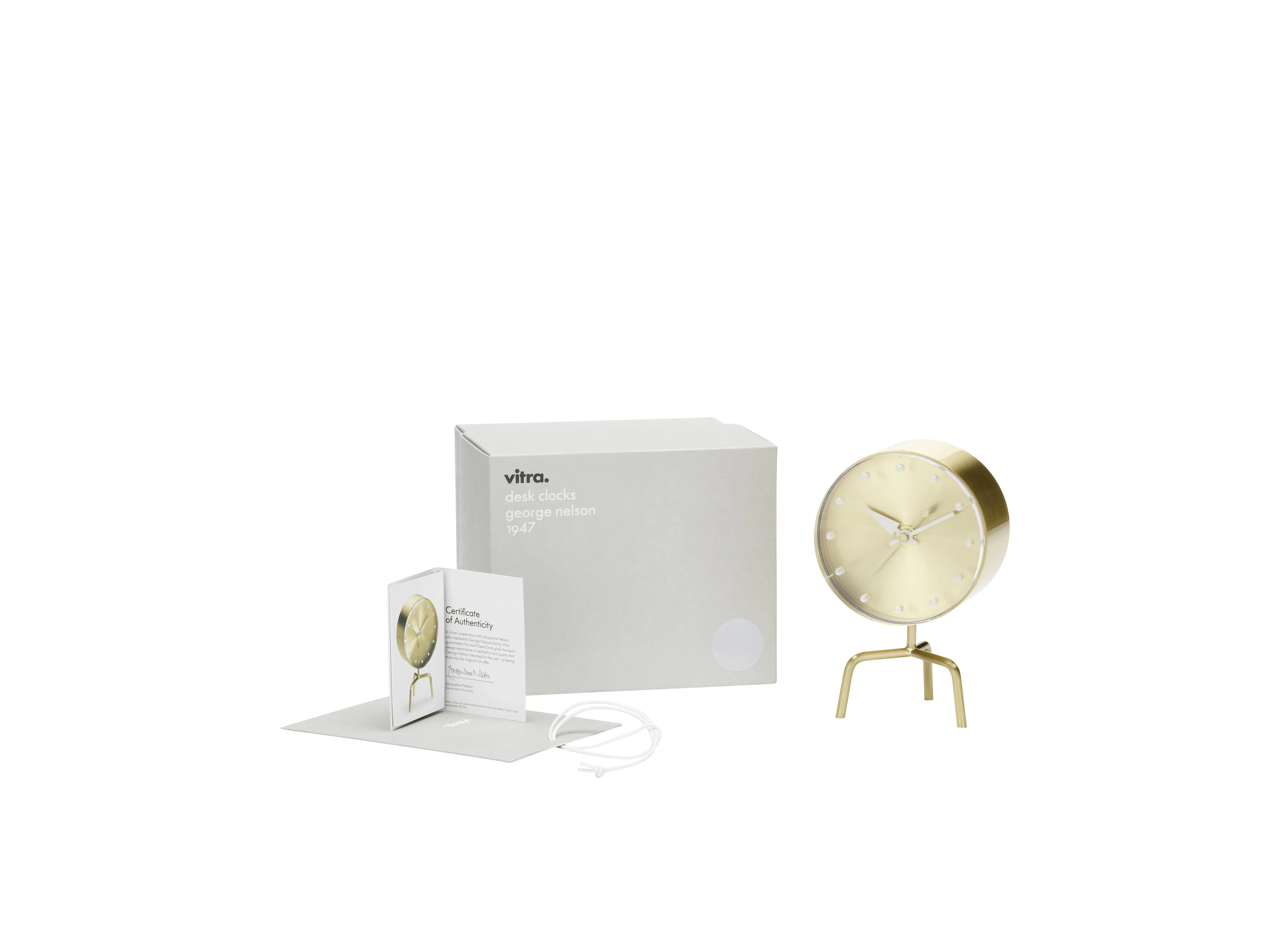 Illustration numéro 2 du produit Vitra Horloge Tripod Clock