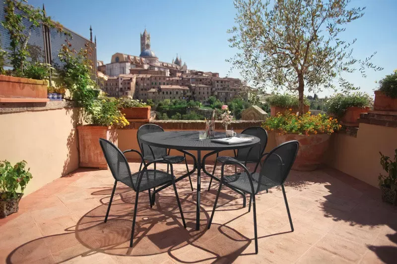 Illustration numéro 2 du produit Emu Chaise Ronda 20 - noir