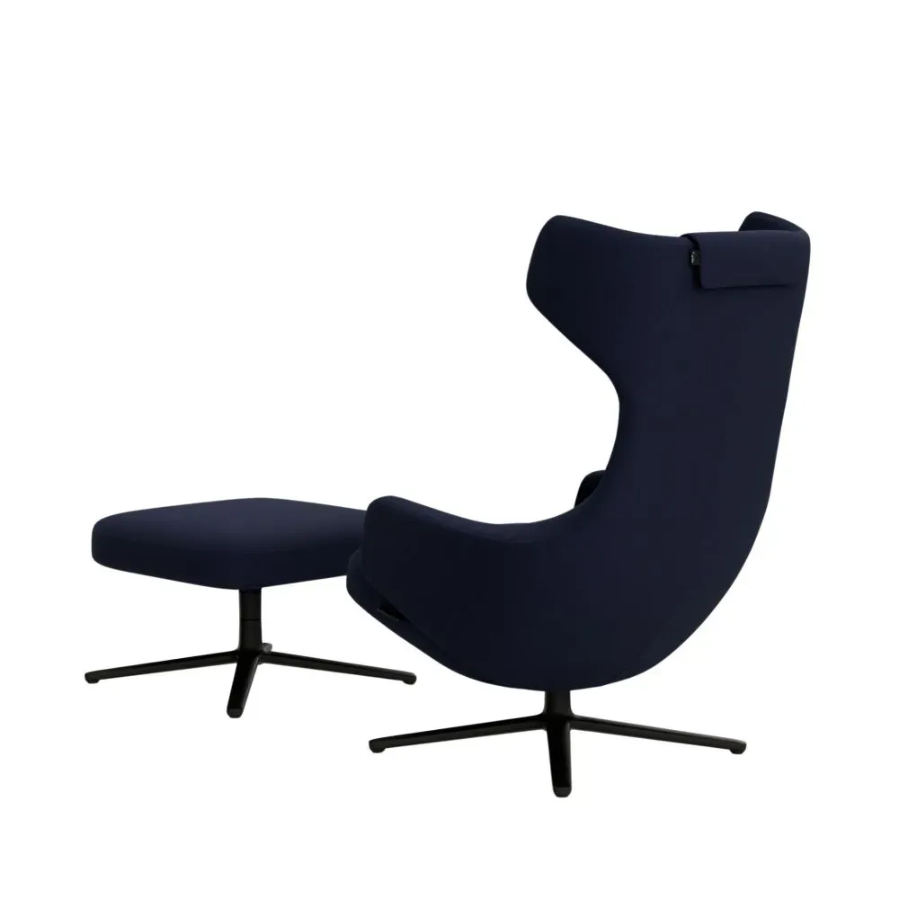 Illustration numéro 2 du produit Vitra Fauteuil Grand Repos & Ottoman nouvelle édition - noir basique enduit de poudre - Cosy2 point de croix 21 bleu foncé - Hauteur du siège 40 cm
