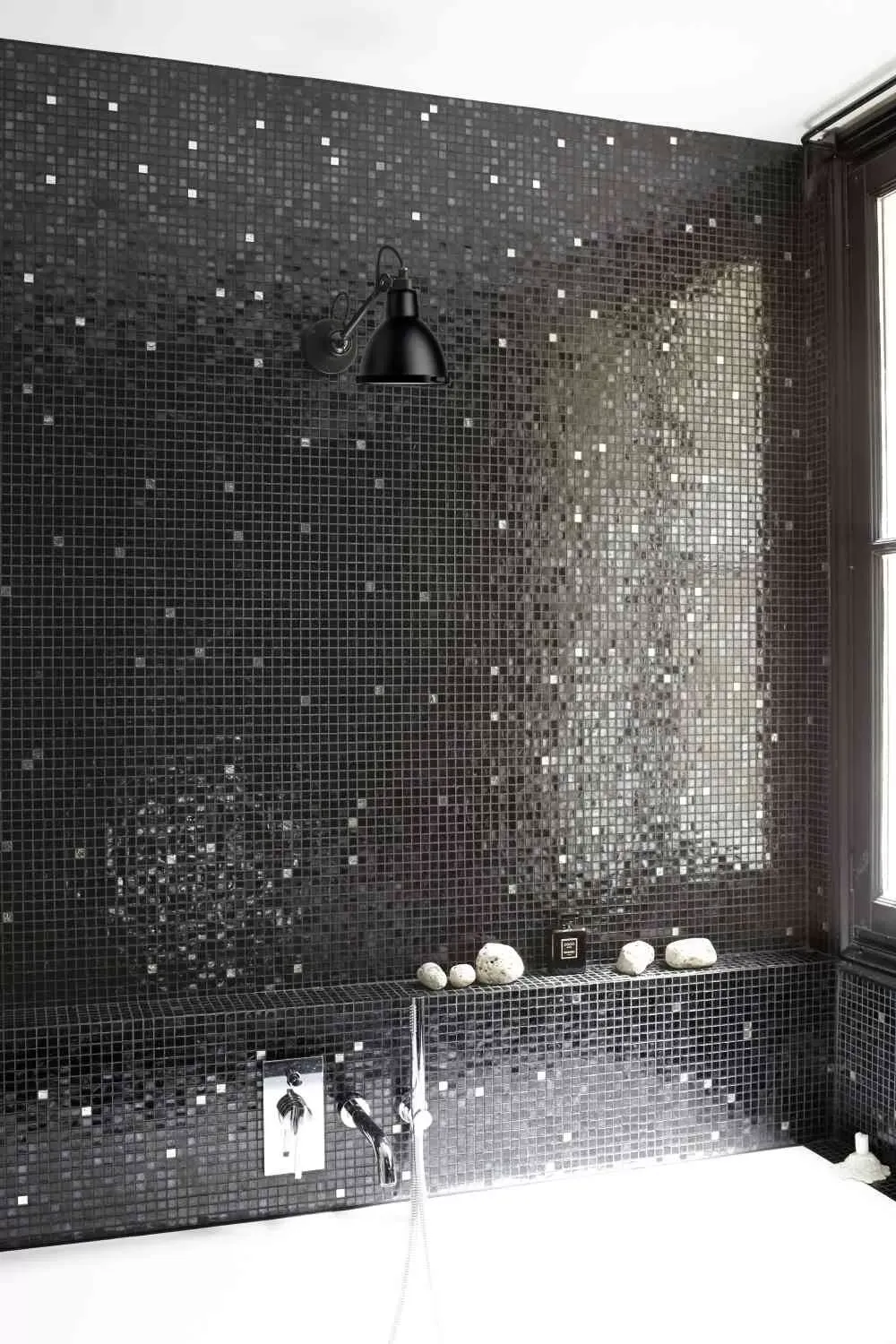 Illustration numéro 2 du produit DCWéditions Applique LAMPE GRAS N°304 BATHROOM CL I - noir - Structure noir