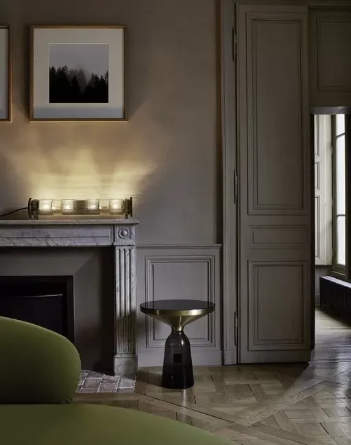 Illustration numéro 2 du produit DCWéditions Applique IN THE TUBE 120-700  - gold - tissu argenté