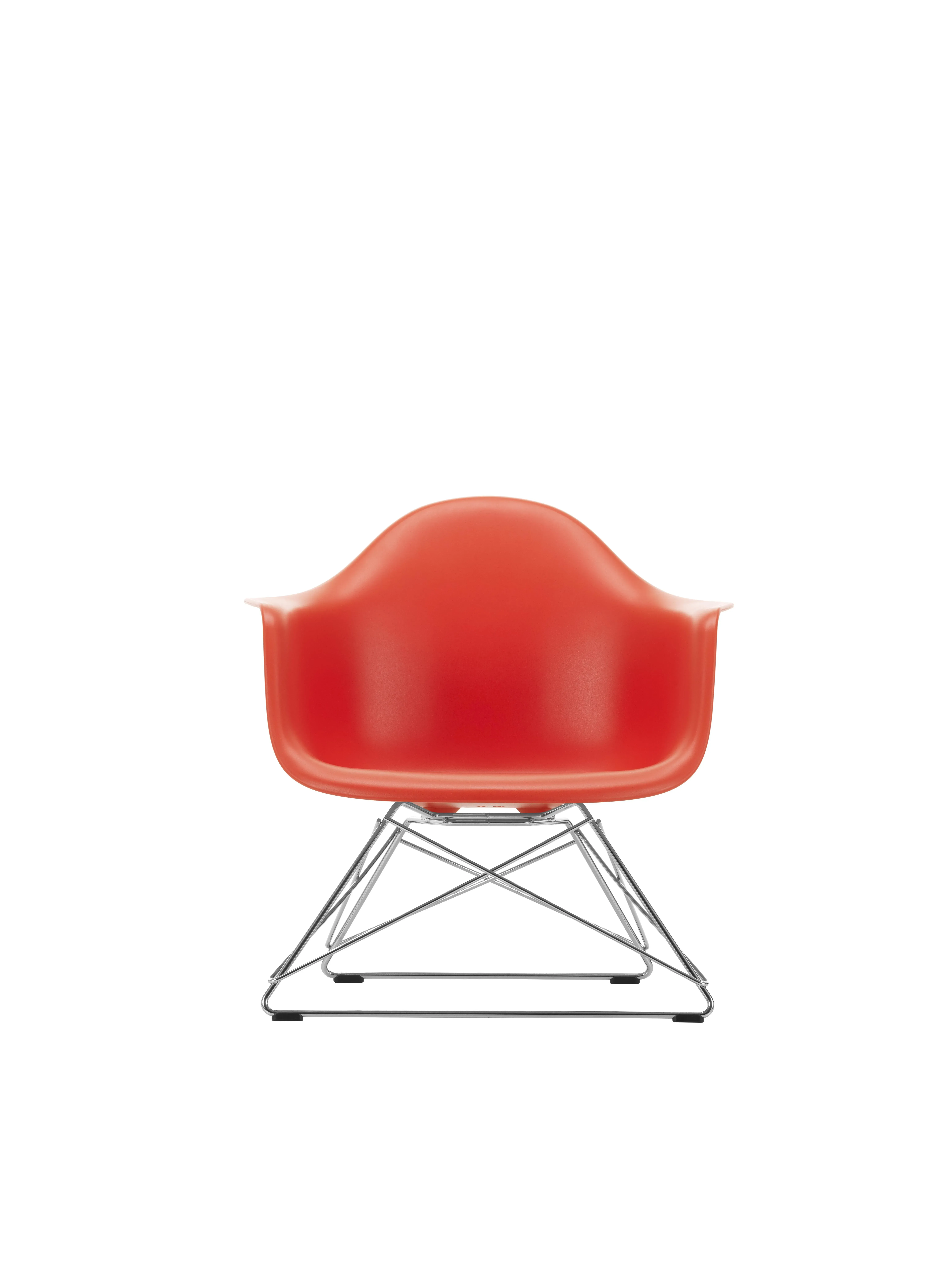 Illustration numéro 2 du produit Vitra Fauteuil en plastique Eames LAR  - poppy red RE - chrome brillant