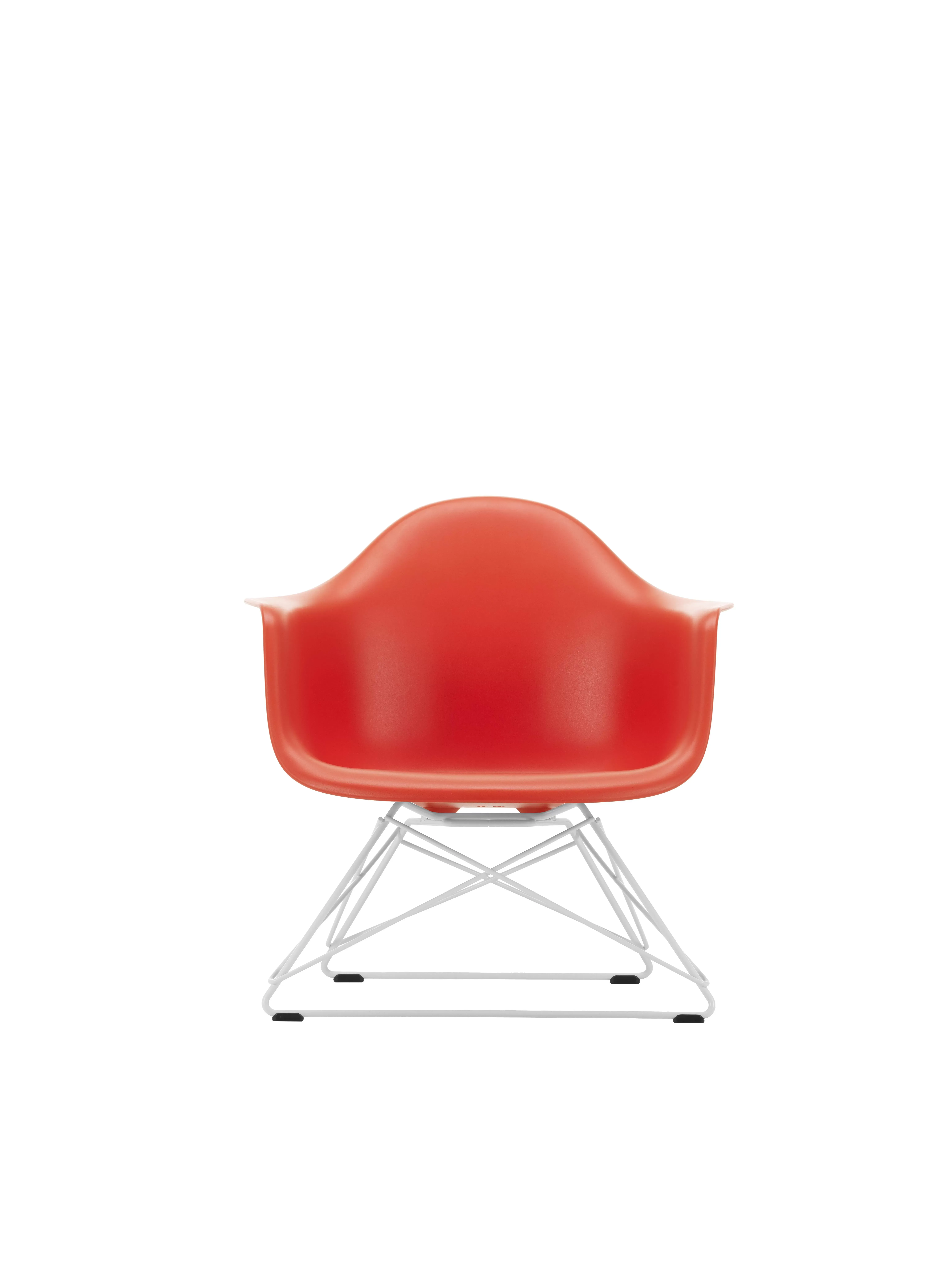 Illustration numéro 2 du produit Vitra Outdoor Eames Plastic Chair LAR - poppy red RE - blanc - poppy red RE