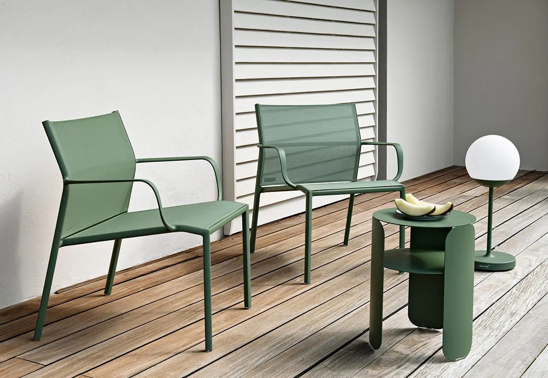 Illustration numéro 2 du produit Fermob Table d'appoint ronde Bebop - 82 cactus mat