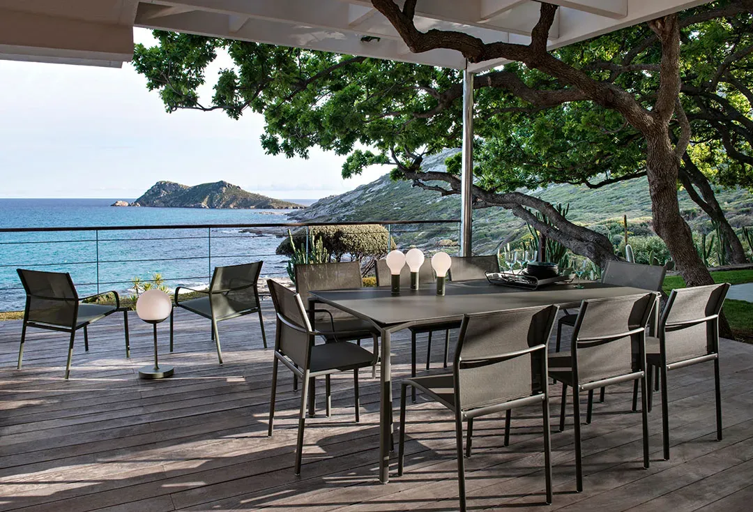 Illustration numéro 2 du produit Fermob Fauteuil CADIZ Bridge - 48 romarin