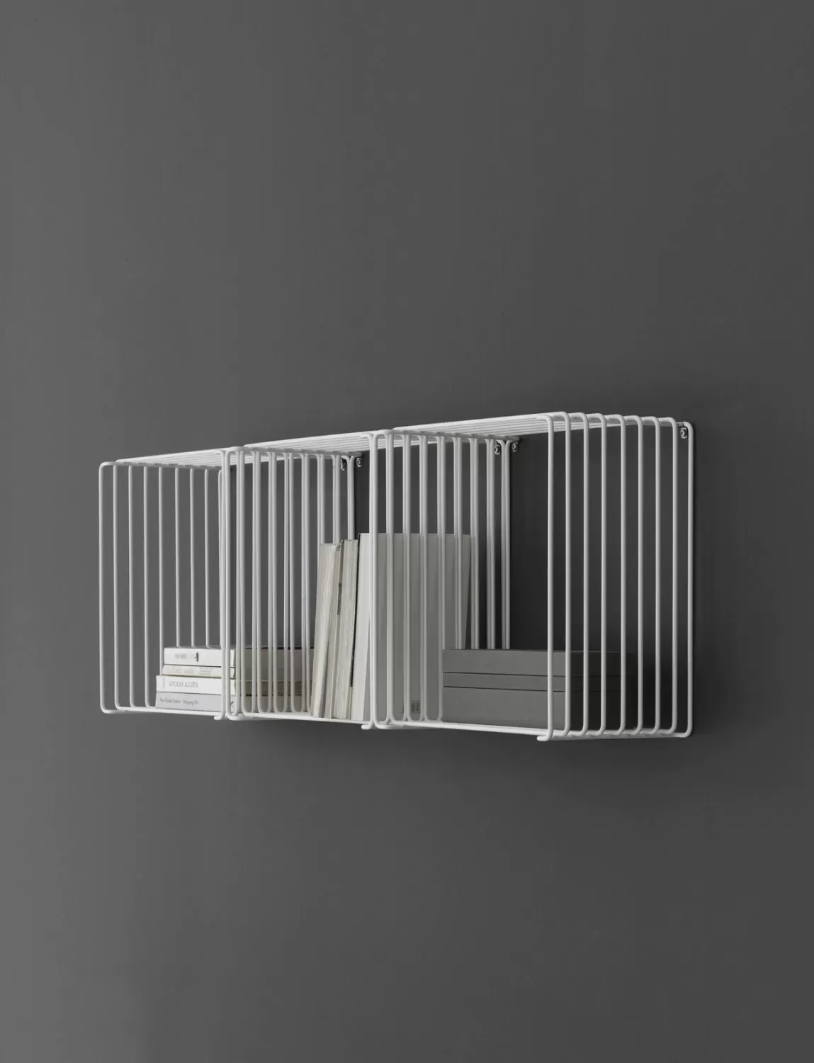 Illustration numéro 2 du produit Montana Étagère Panton Wire Single - Snow - 18,8 cm