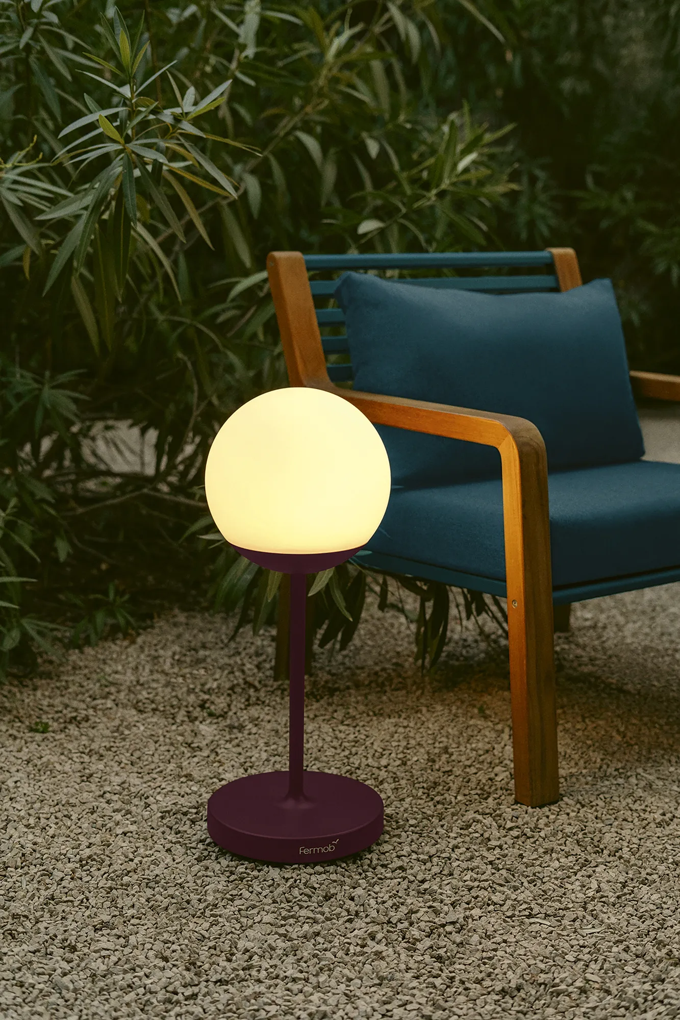 Illustration numéro 2 du produit Fermob Fauteuil SOMERSET - 21 bleu acapulco