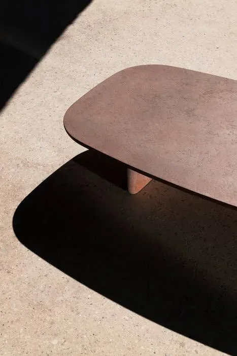 Illustration numéro 2 du produit B&B Italia Table basse Tobi-Ishi Outdoor - brick cement