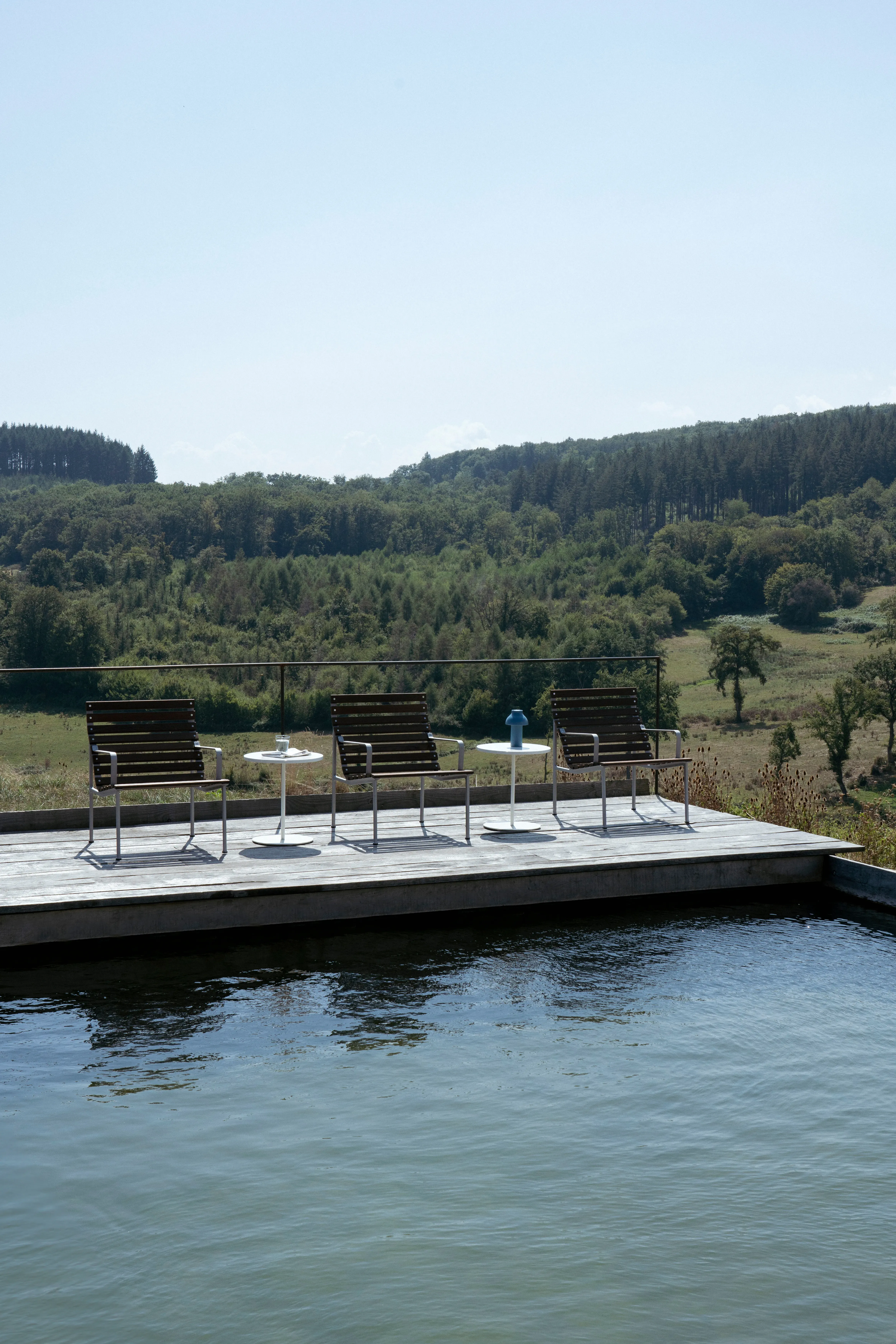 Illustration numéro 2 du produit HAY Traverse Chaise longue avec accoudoirs