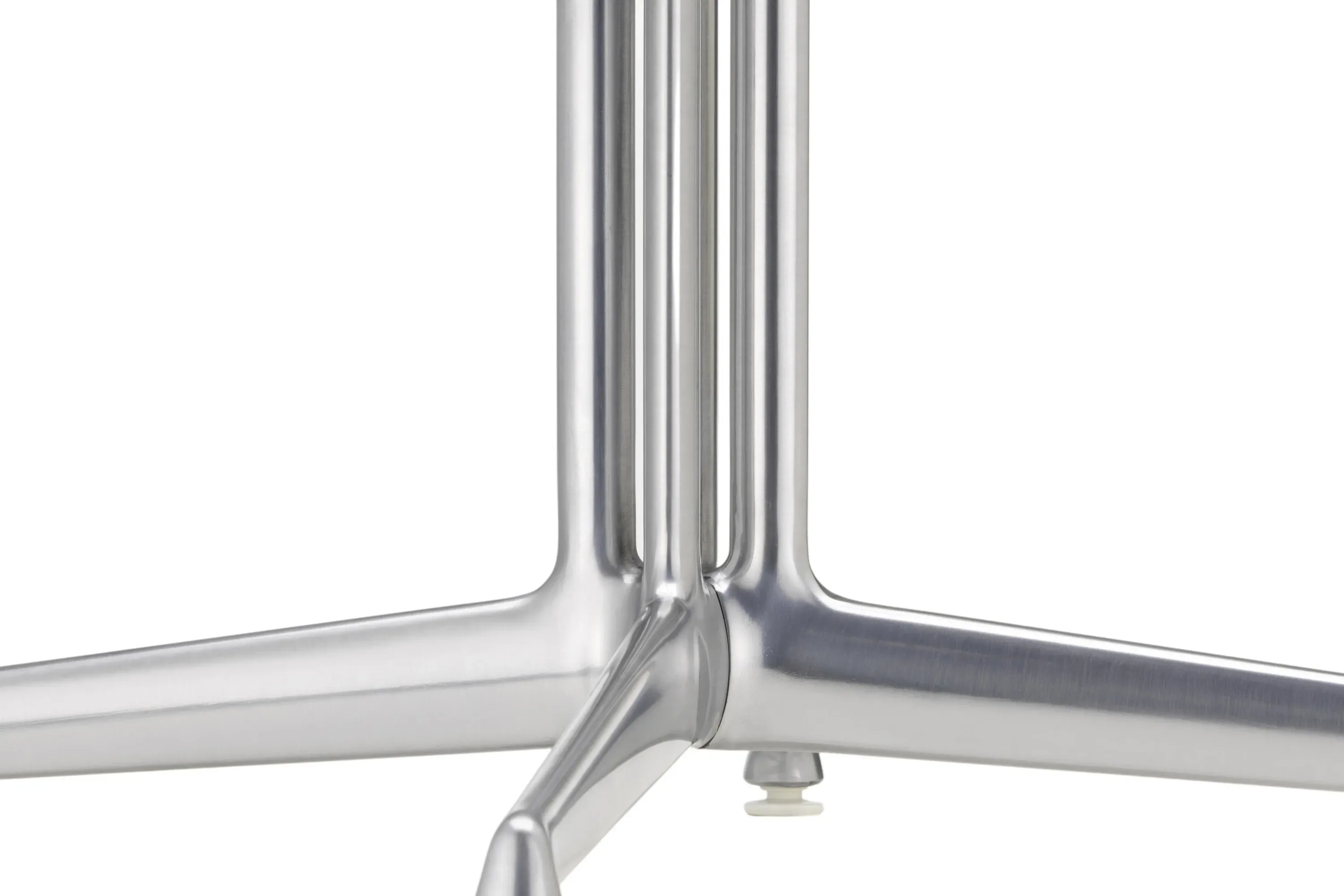 Illustration numéro 2 du produit Vitra Wire Chair DKL - Aluminium poli/chromé