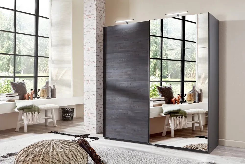 Illustration numéro 2 du produit Armoire HERO décor graphite et acier oxydé 2 tringle 180cm