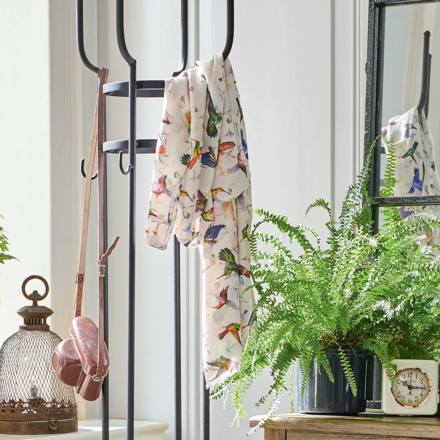 Illustration numéro 2 du produit Étole Birds