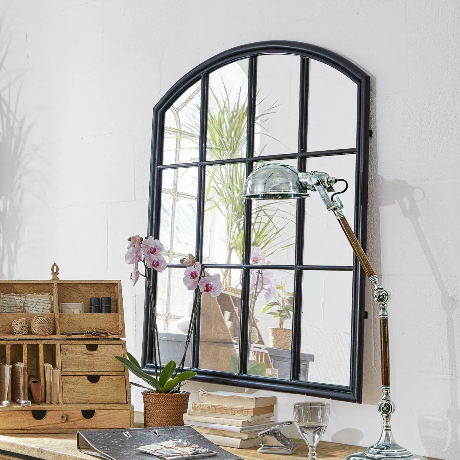 Illustration numéro 2 du produit Miroir Chloe