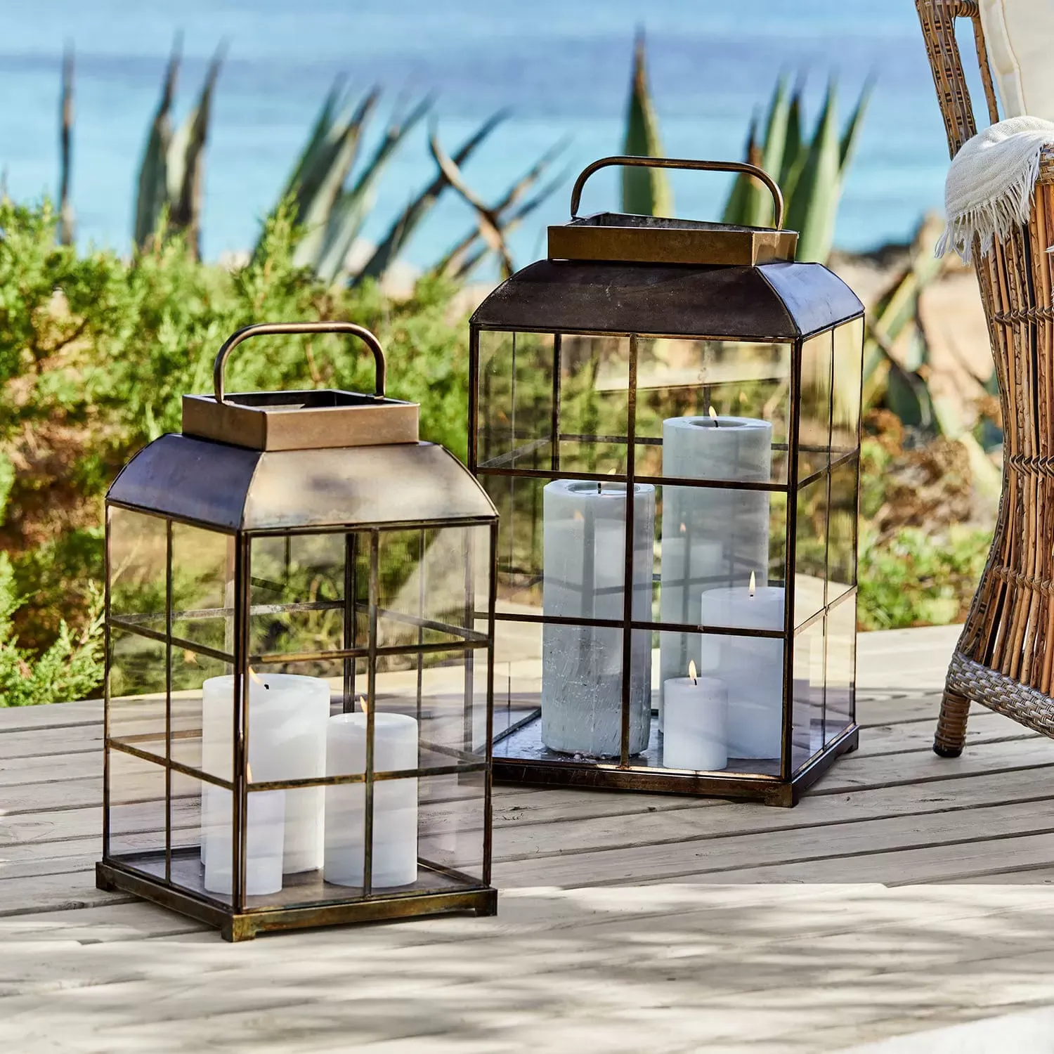 Illustration numéro 2 du produit Lot de 2 lanternes Flavin