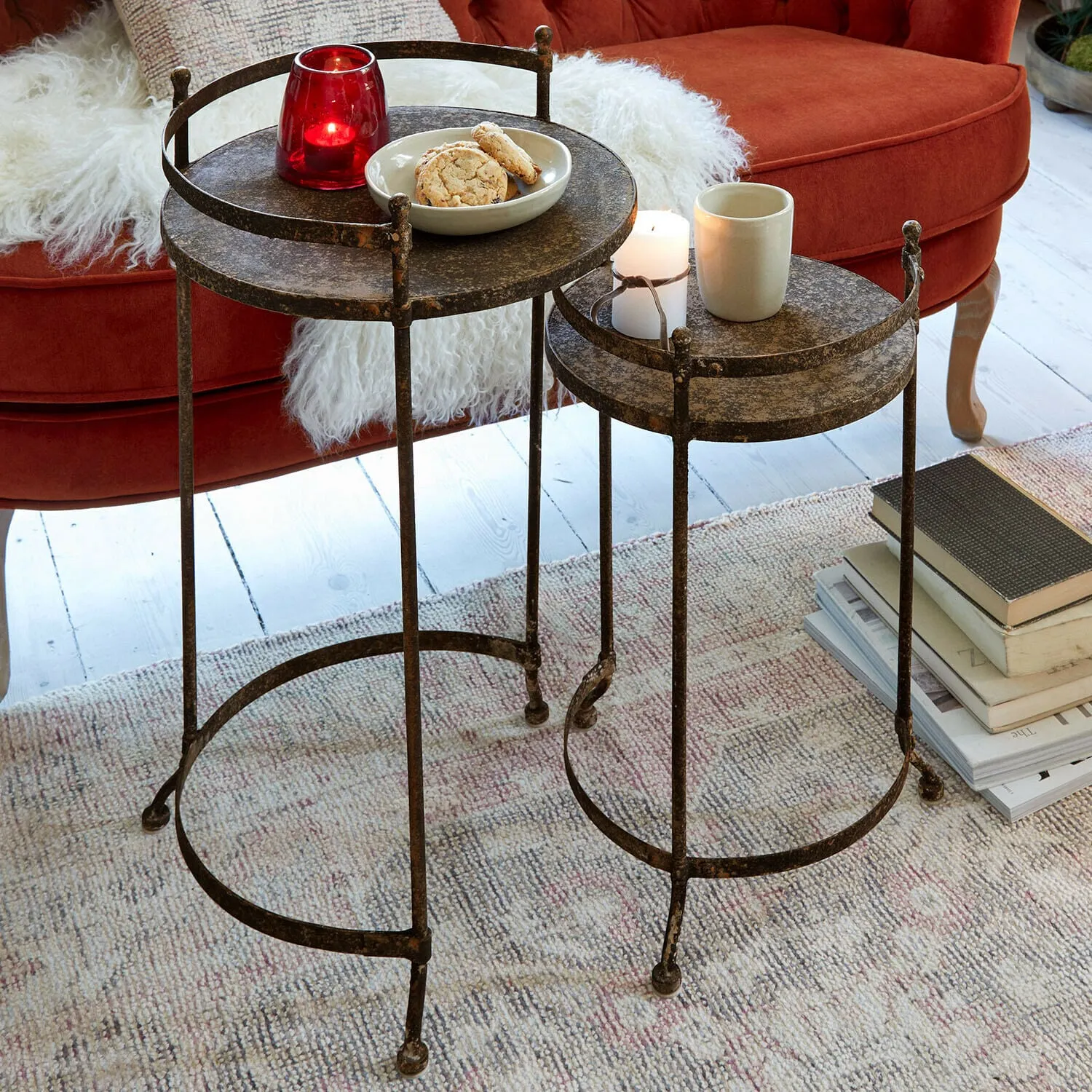 Illustration numéro 2 du produit Lot de 2 tables d'appoint Alanyn